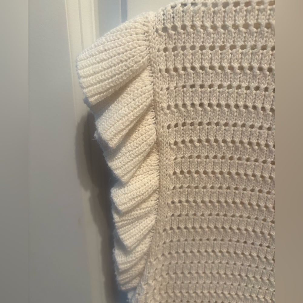 Simons Cream Knit Ruffle-Sleeve Tank Top - Picture 3 of 3